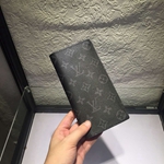 偽物ルイヴィトン財布